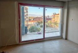 AKMAN PEN CAM BALKON SİSTEMLERİ